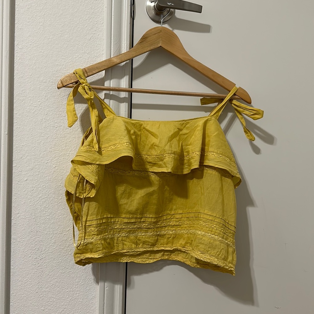 Urban Outfitters yellow too